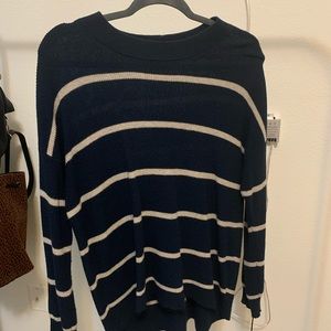American eagle oversized sweater